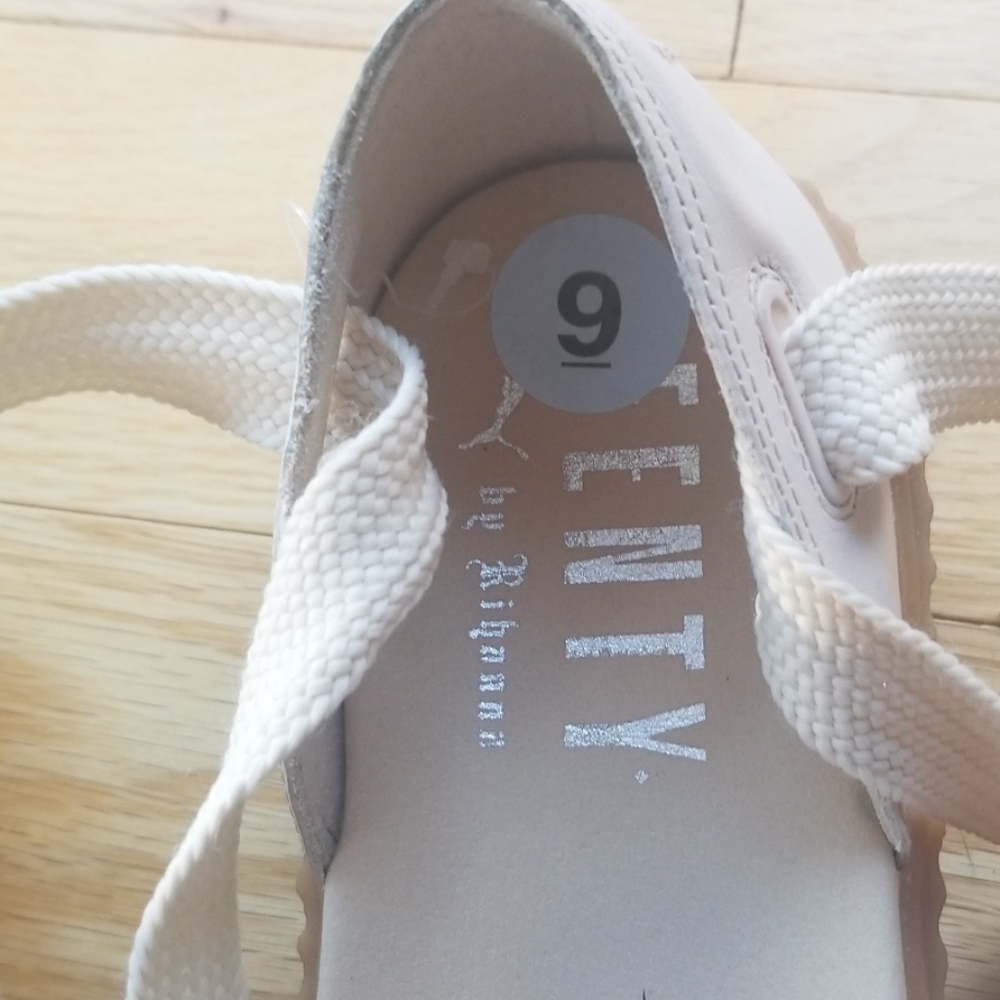 Fenty puma by Rihanna bow creeper platform… - Picture 4 of 8